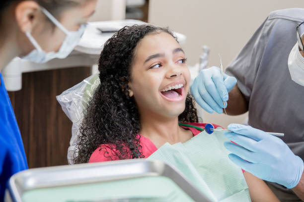 Best Emergency Gum Treatment in Camp Swift, TX
